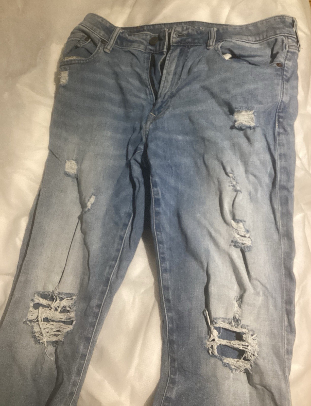 American Eagle Men’s Next Level Air Flex Slim US 33×32–Light Blue -Distressed