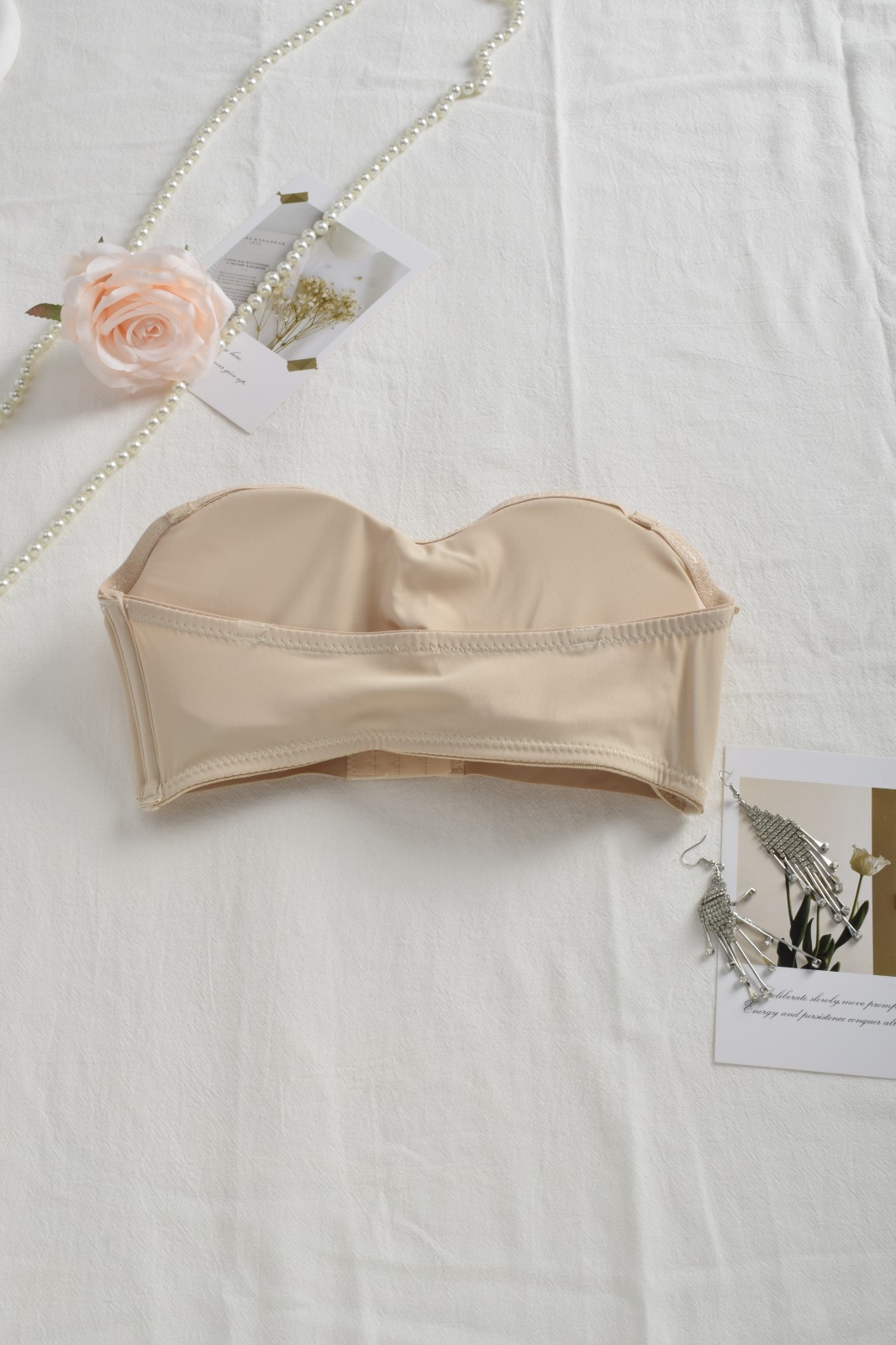 3 Pack Strapless Wireless Bra Anti-Slip Bandeau Front Closure Padded Bralette