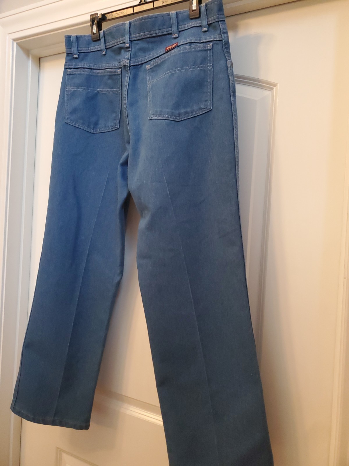 Wrangler 36 x 30 Men’s Cotton Blend Blue Denim Straight Reg. Fit Jeans, 5-Pocket