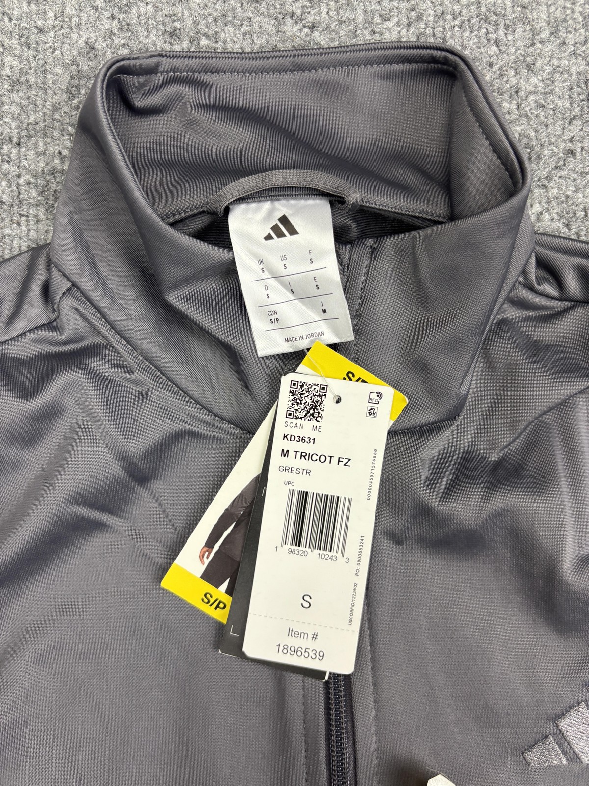 Adidas Jacket Mens Small Gray Tricot Full Zip Track Lightweight Athletic KD3631