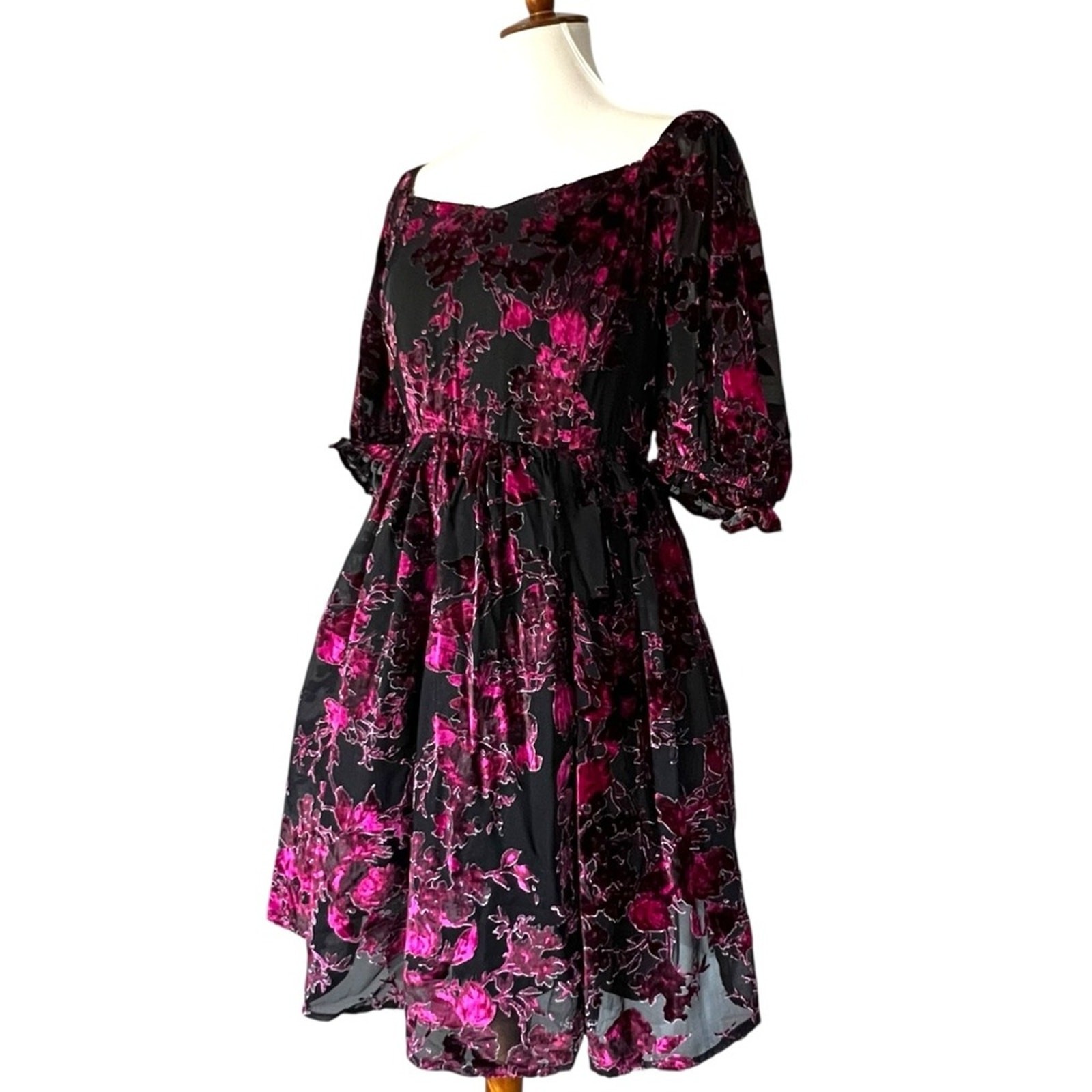 Torrid Plus Size Cocktail Dress 1X Semi Formal 16 Homecoming Retro Party Cruise