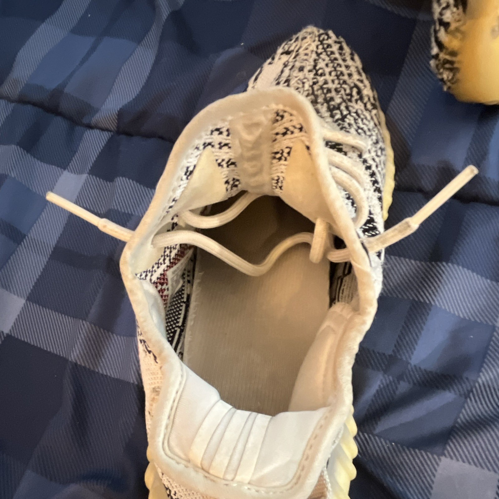 adidas Yeezy Boost 350 V2 Zebra White/Core Black/Red Primeknit CP9654