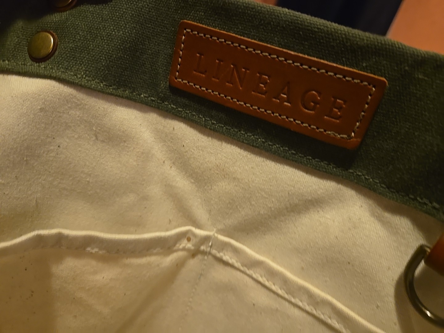 Lineage Tote Bag Olive