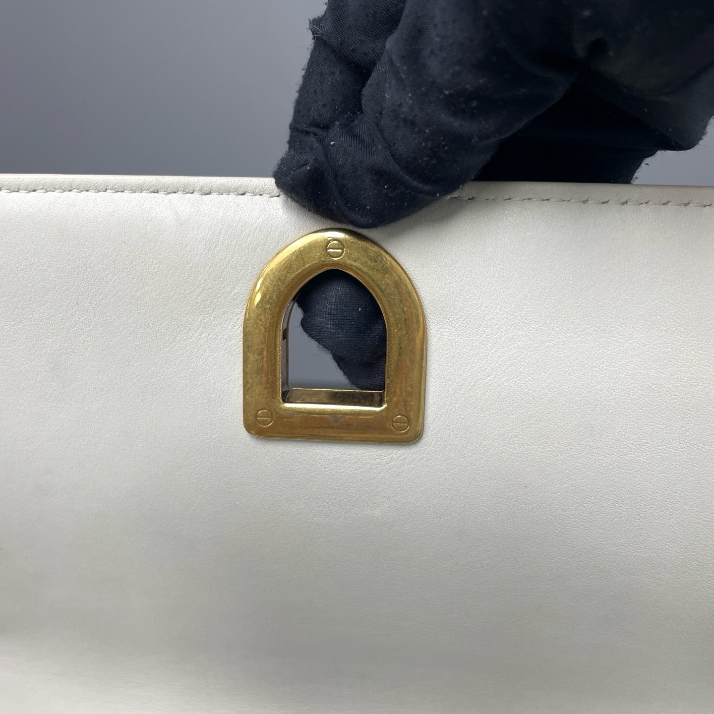 Dior Pre-Owned Authentic Chain Bag White 21.5*12.5*7 Free Tracked Shipping