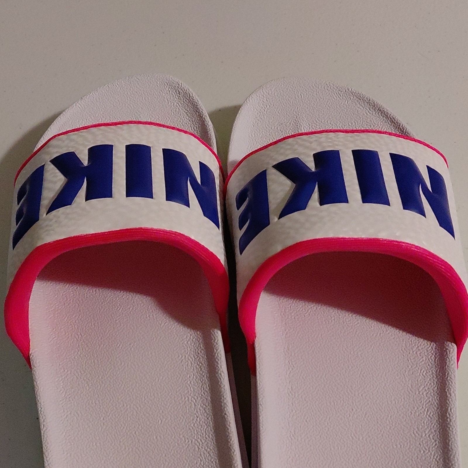 Nike Slide Sandals White/Pink/Blue Slip-On Unisex Adults US 8 Logo BQ4632-102