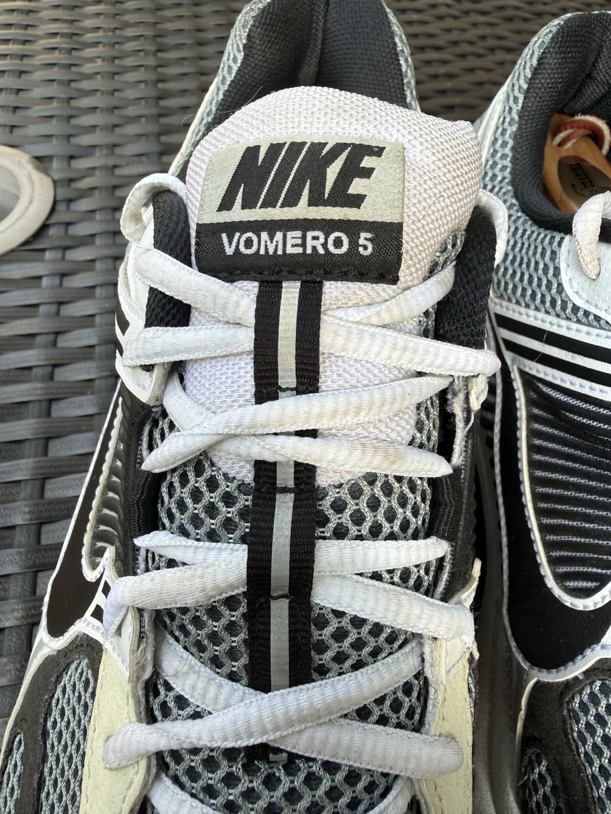 Nike Zoom Vomero 5 SE SP Dark Grey/Black-White CI1694-001 Men’s Size 13
