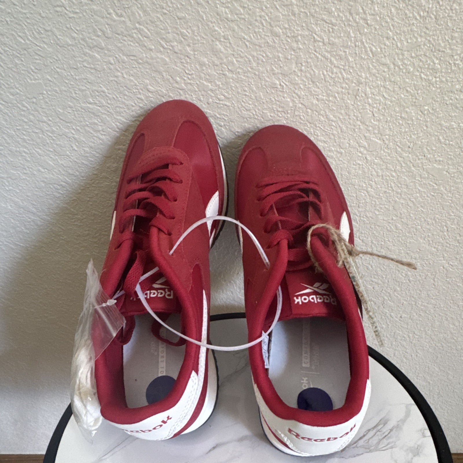 Reebok World 70 Red/White Solid Low Top Lace Up Athletic Sneaker Unisex New