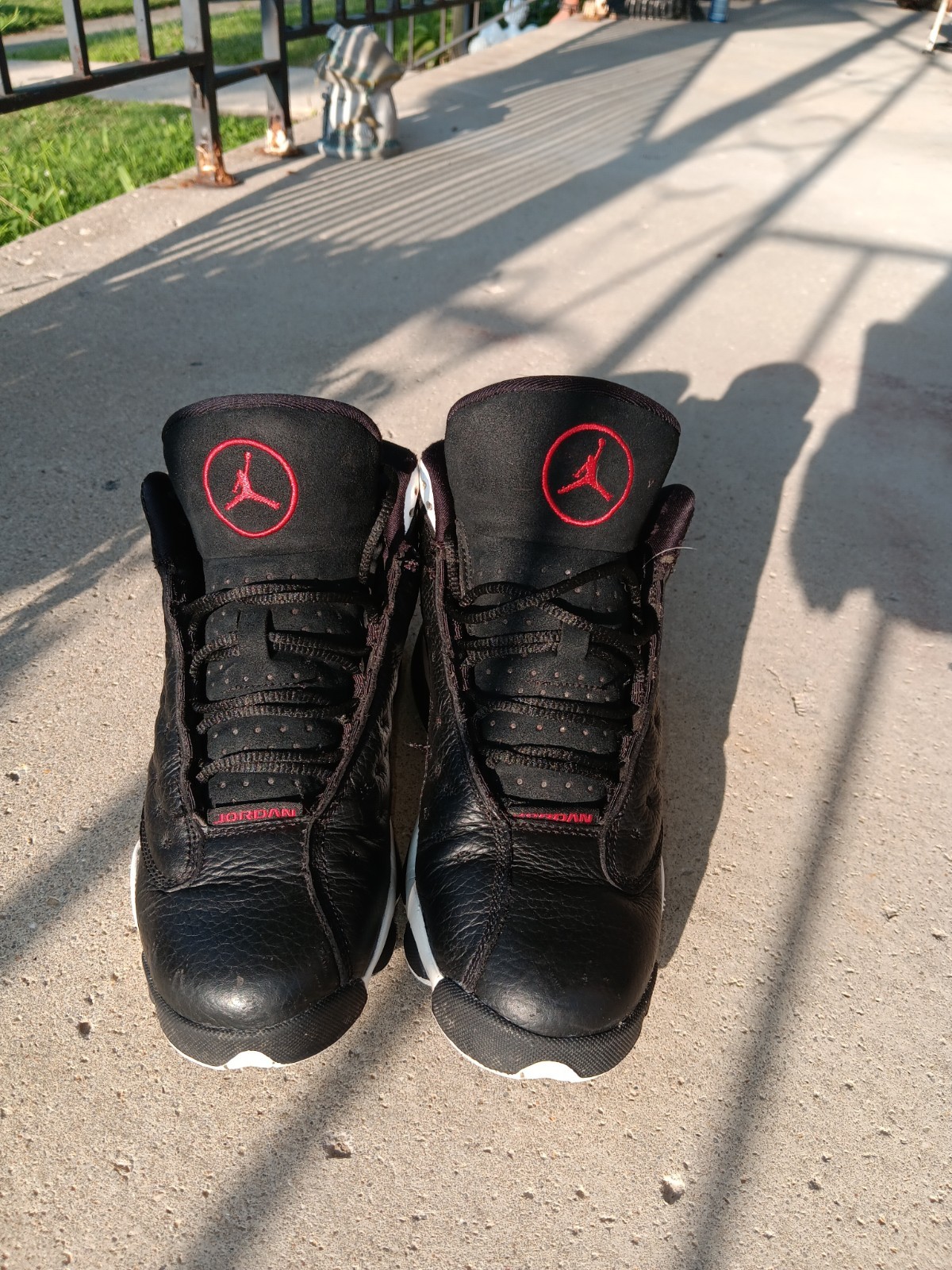 Jordan Air Jordan 13 Retro (GS) Kids US 6.5Y Black/White Sneaker 884129-061