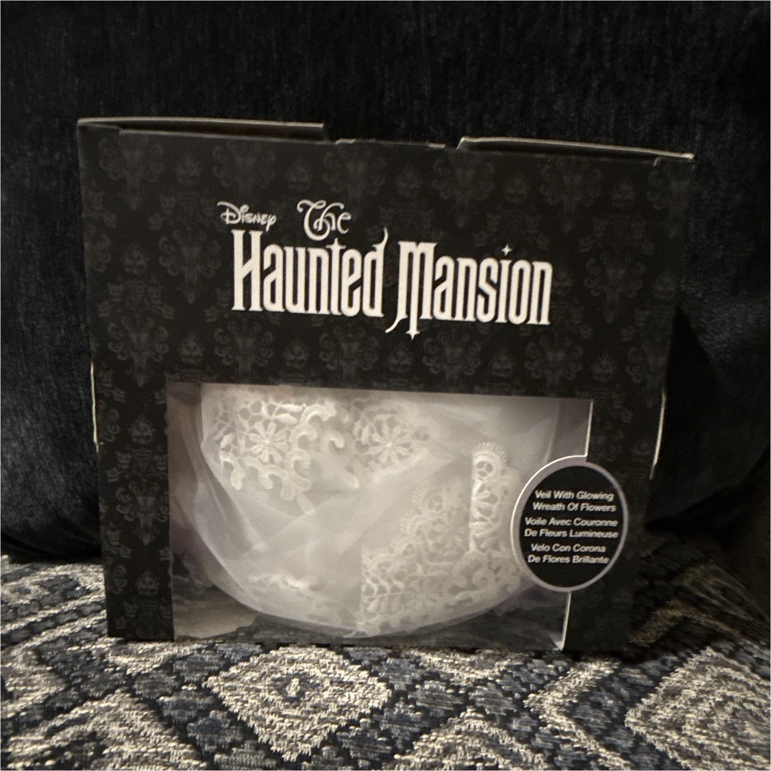 🔥🔥🔥Disney Haunted Mansion Glowing White Veil Adult Unisex One Size