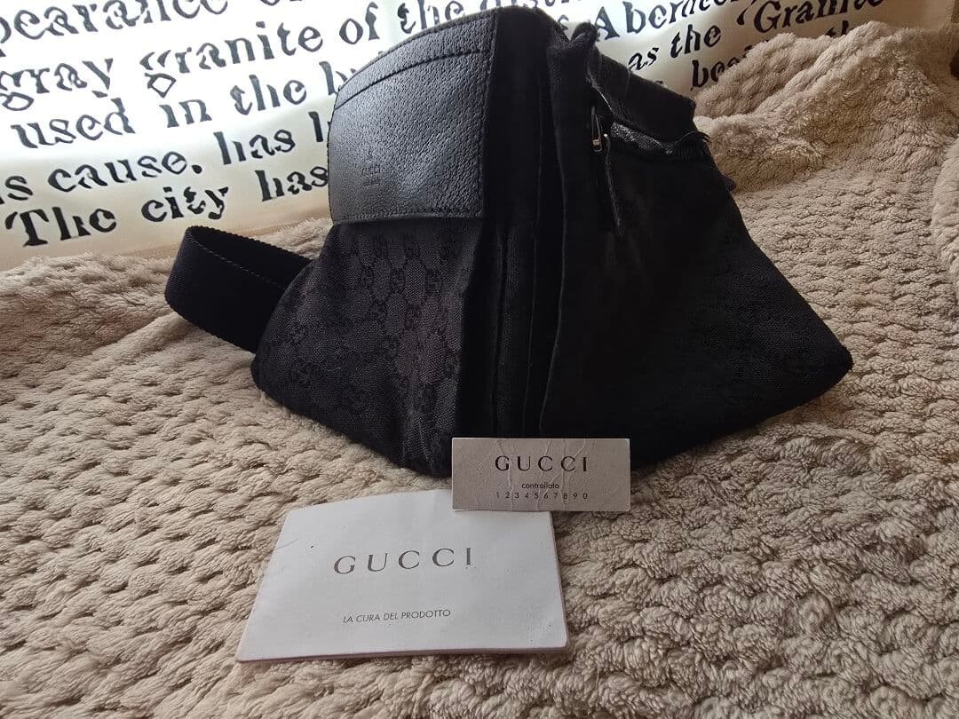 Gucci GG Canvas Black Body Bag Waist Pouch Men Zip Silver Hardware