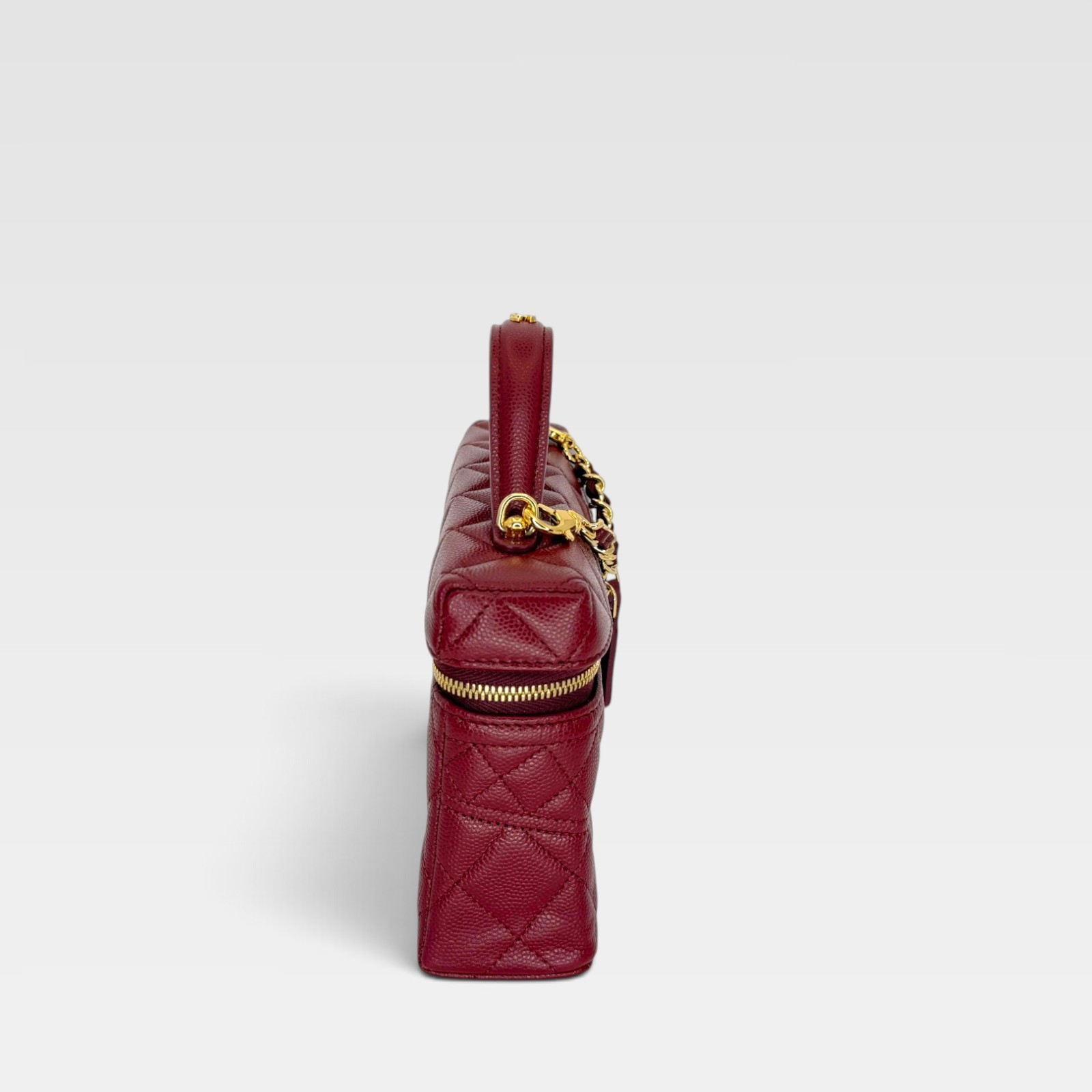 Chanel Vanity with Chain Burgundy Caviar Calfskin Gold Hardware