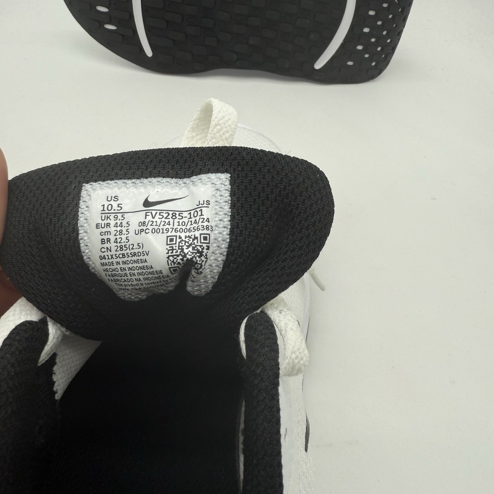 Nike Promina Mens White Black Size 10.5 FV5285 101