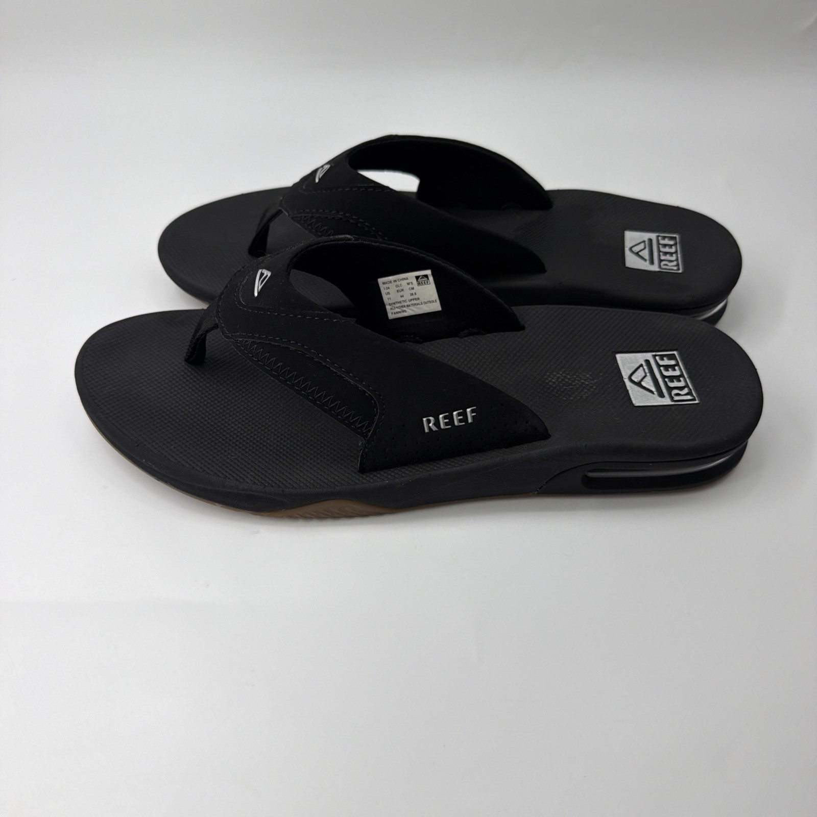 REEF Fanning Mens Flip Flop Sandals Size 11 Black Bottle Opener Arch Support