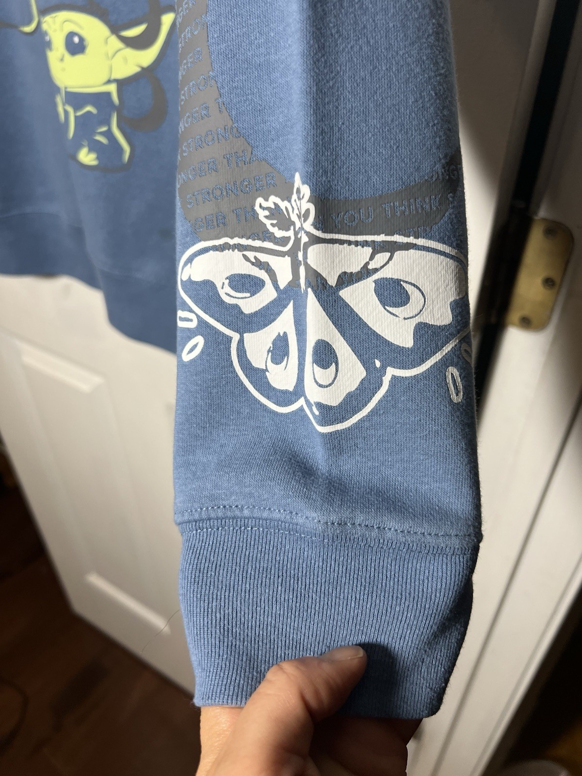 Star Wars Grogu “Stronger Than You Think” Blue Crewneck Pullover Sweatshirt XS