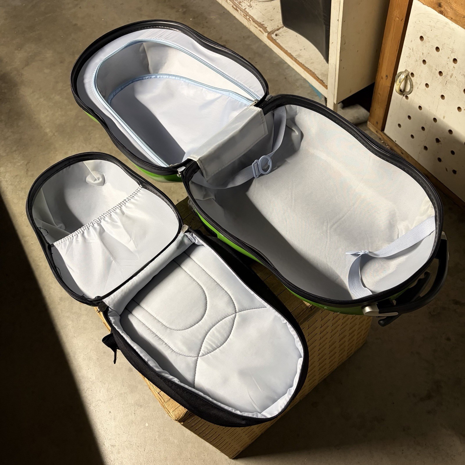 17 & 13” Cuties and Pals Dinosaur Trolley Case + wheels Backpack set, hard-shell