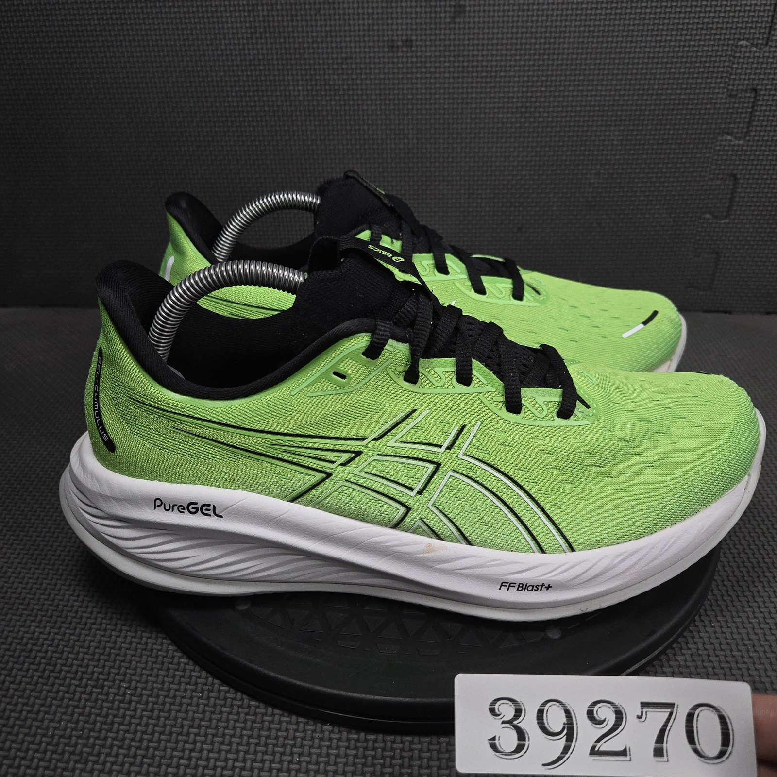 ASICS GEL-Cumulus Shoes Mens Size 10 Green Running Low Top Sneakers 1011B792