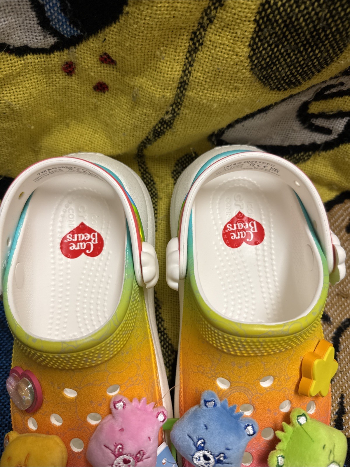 NWT CROCS Care Bears Crush Clog Multicolor Light Up S’allume Sz W6 M4