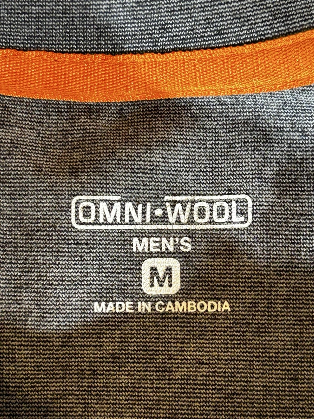 Omni Wool Shirt Mens Medium Gray Long Sleeve Crew Thermal Base Layer Performance