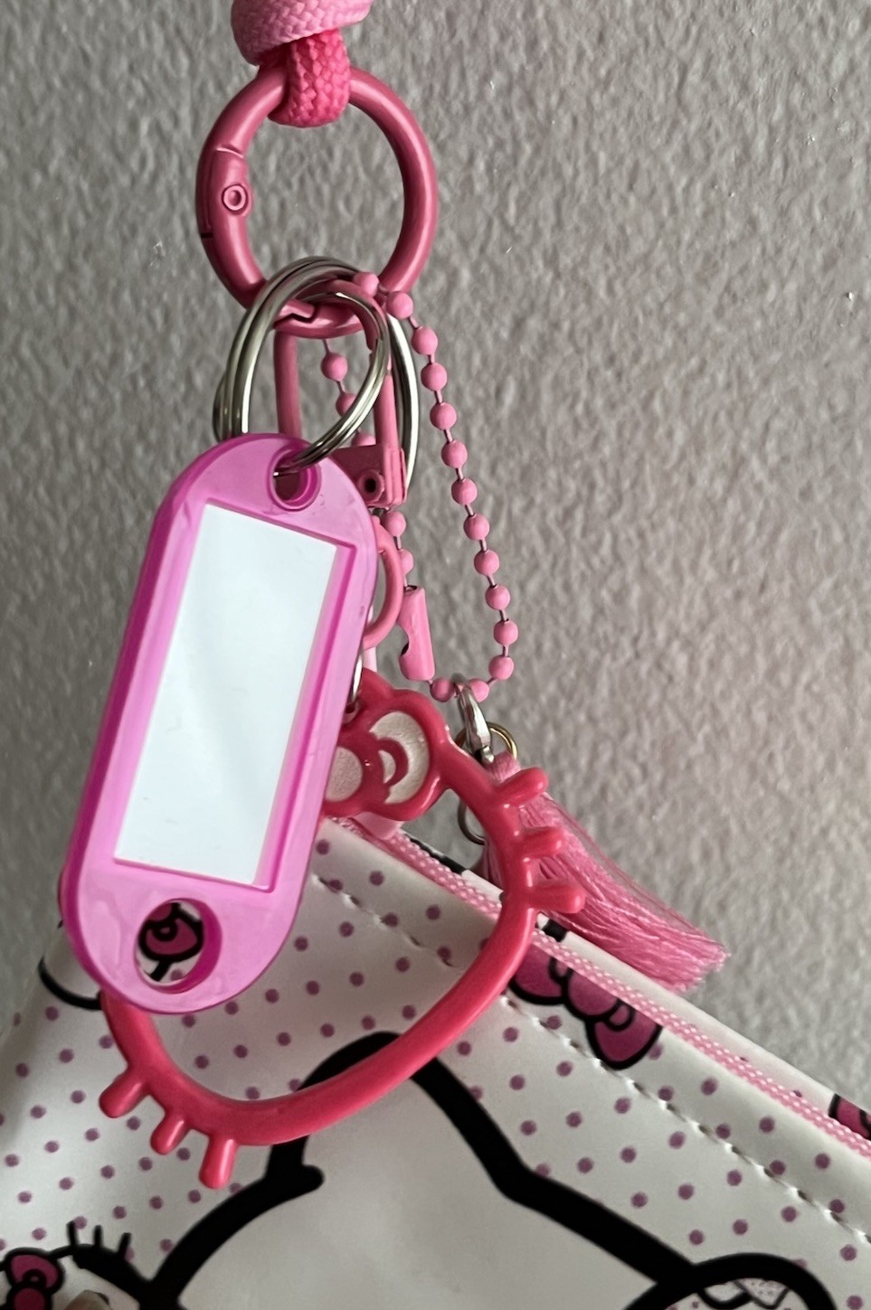 Hello Kitty Pink Polka Dot Keychain Wristlet Zip Coin Pouch Tassel Keyring