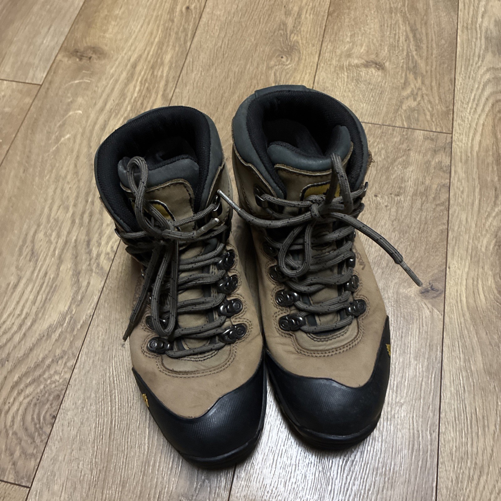 Vasque Wasatch GTX Womens Waterproof Leather Hiking Backpacking Boots Sz US 8.5