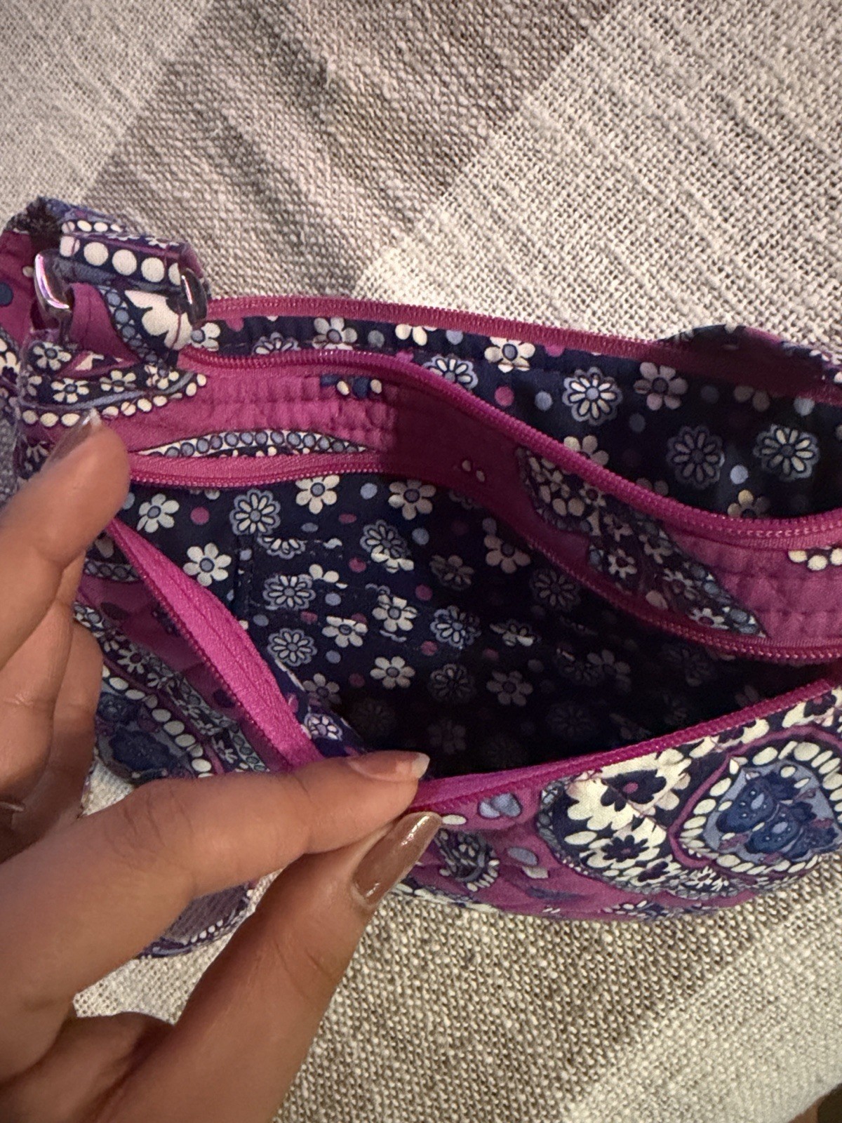 Vera Bradley Small Purple Paisley Crossbody Bag Zip Closure Lined Pockets