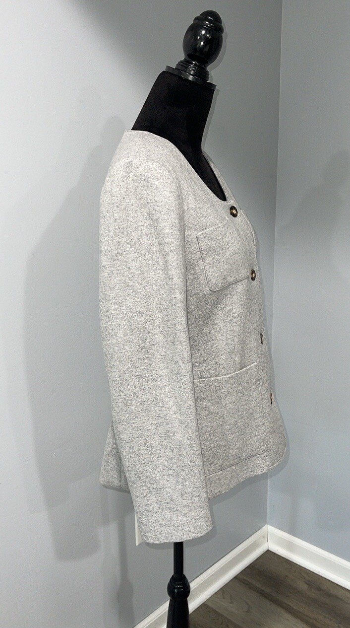 J.Crew Mario Bellucci Italian knit wool jacket size 8 gray oversized pockets