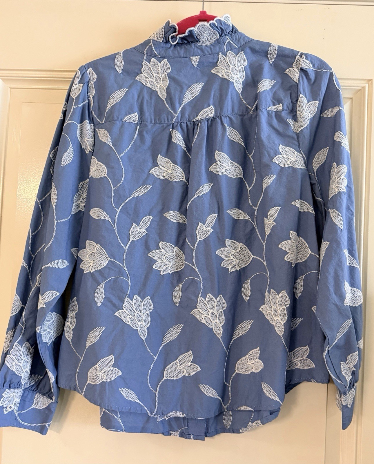 Talbots Women’s Lg Petite Blue Floral Long Sleeve