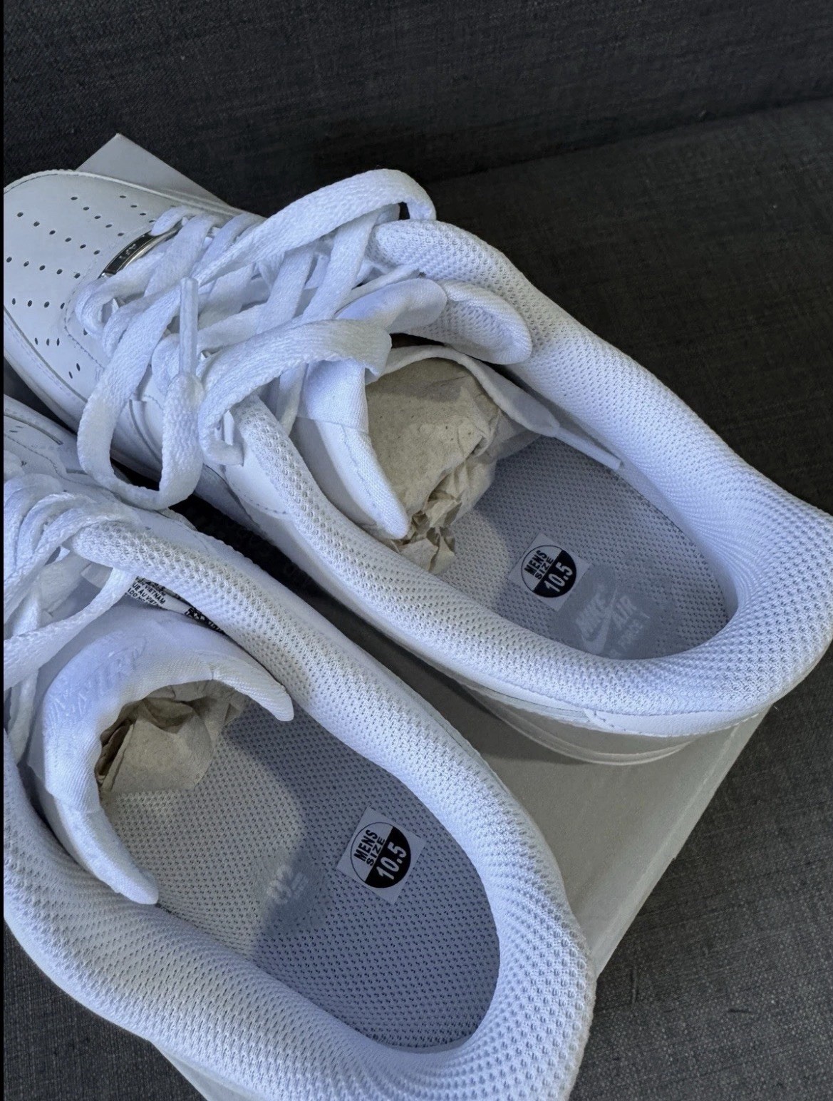 Nike Air Force 1 Low Top Men’s White Lace-Up Sneakers Rubber Outsole