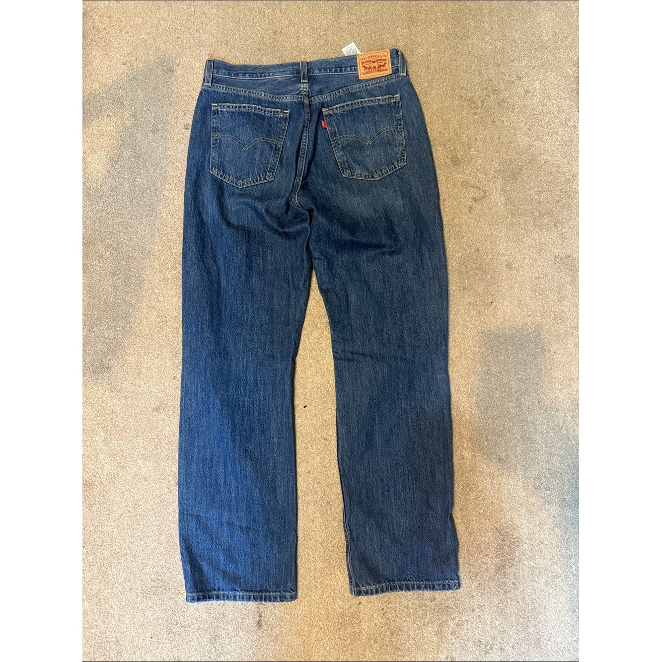 Levi’s Low Pro Straight 100% Cotton Distressed Medium Wash Jeans Size 29