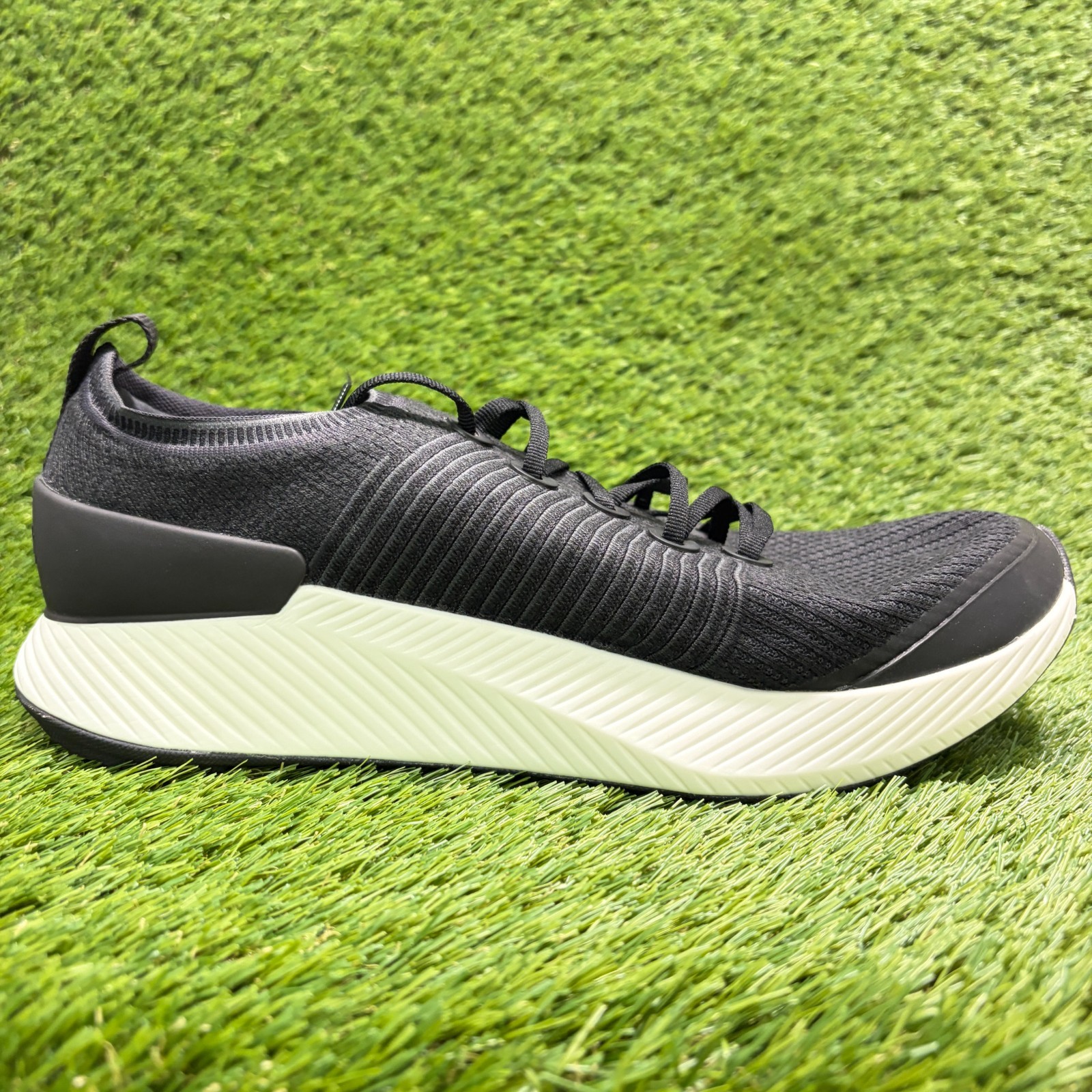 Allbirds Tree Glider Mens Size 13.5 Black White Athletic Running Shoes Sneakers