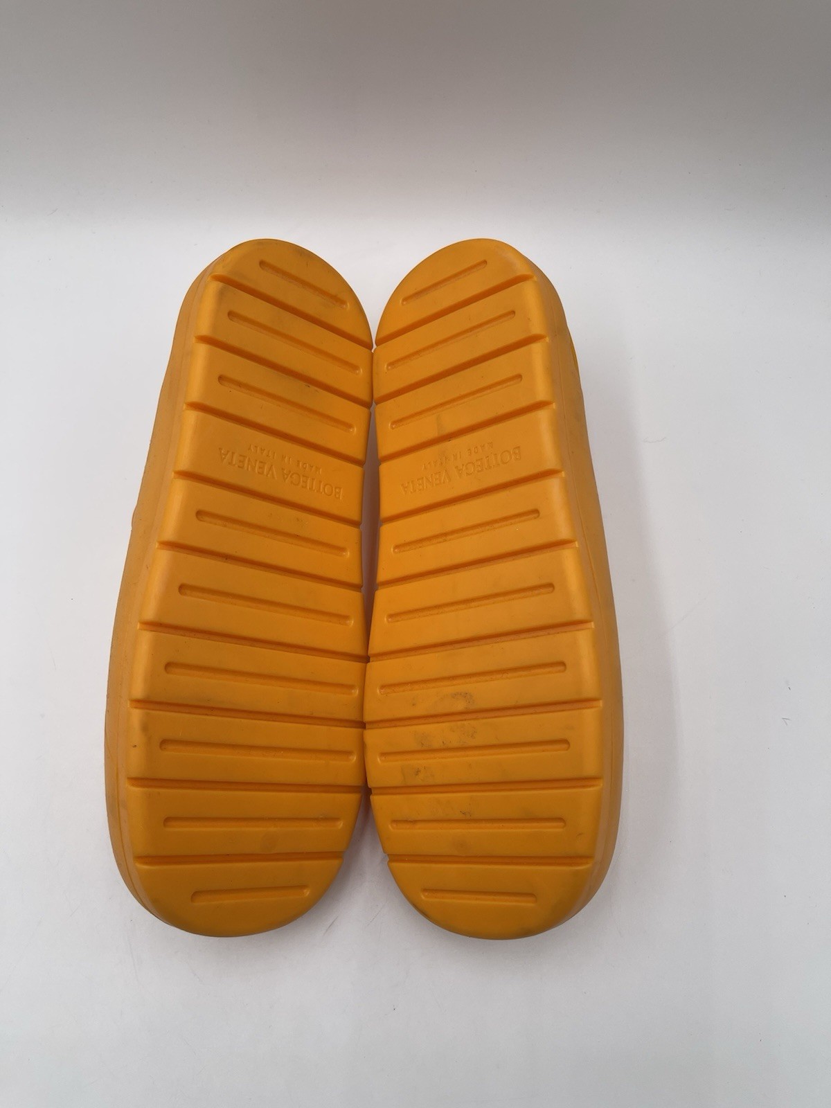 Men’s Bottega Veneta Puddle Slingback Orange Rubber Sandal Size 43