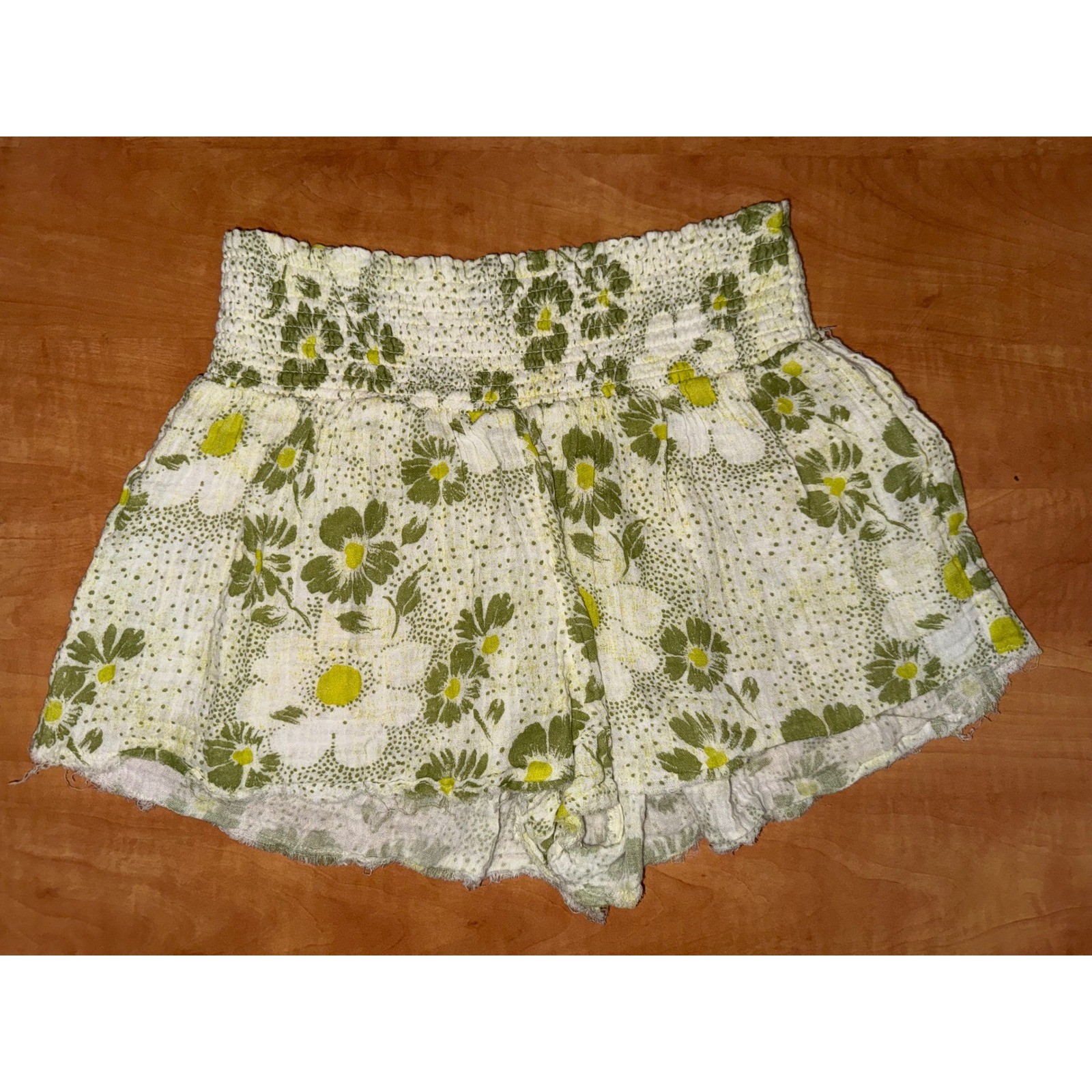 Out From Under Urban Outfitters Floral Smocked Gauze Lounge Shorts Green Small