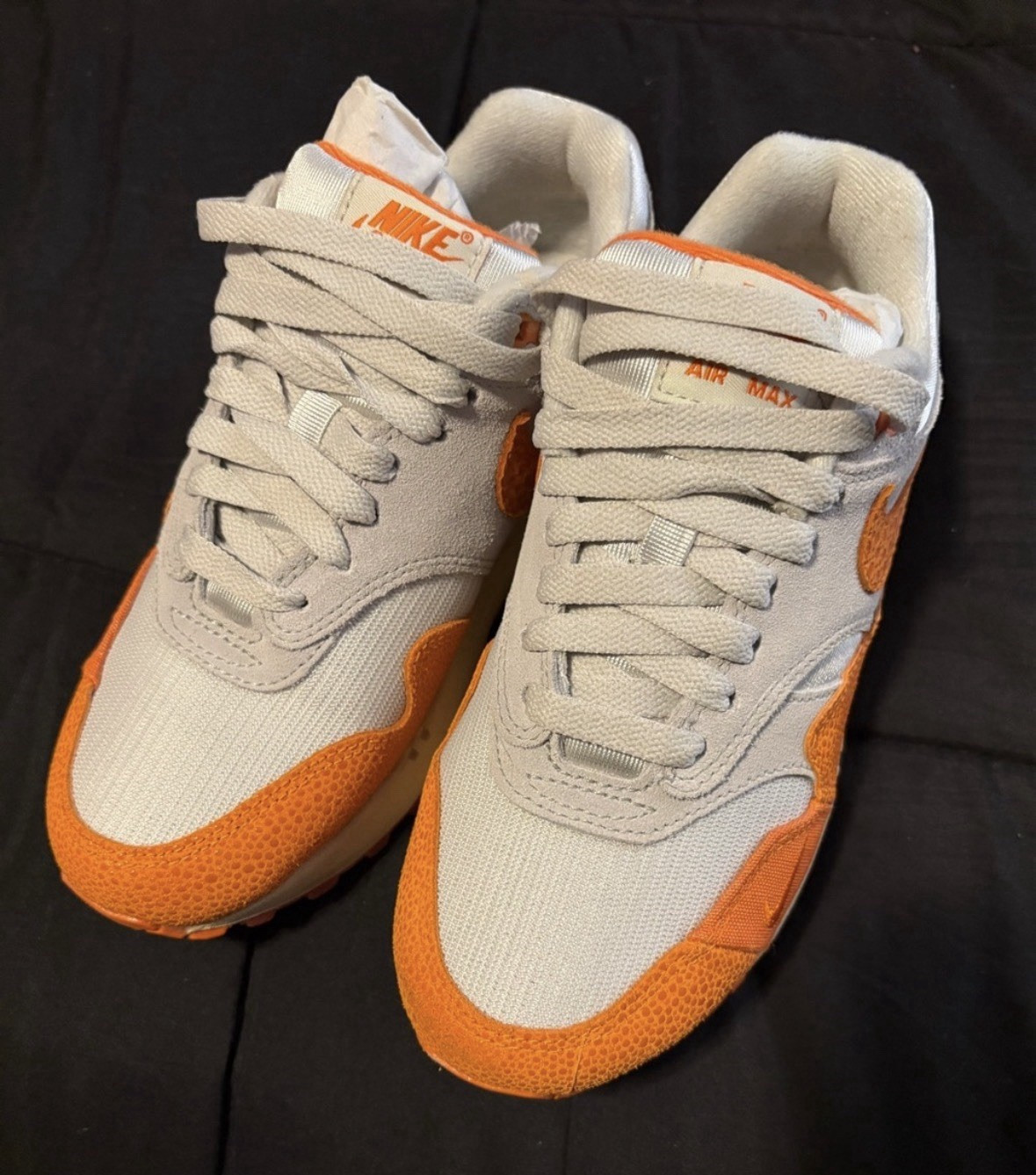 Nike Air Max 1 Low Top Lace-Up Sneakers White/Orange Colorblock Rubber Sole