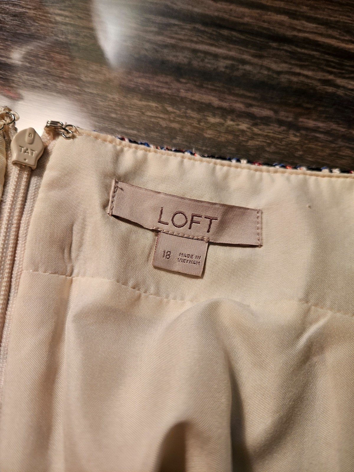 Loft Fully Lined Above Knee Woven Skirt – Back Zip – Sz XL
