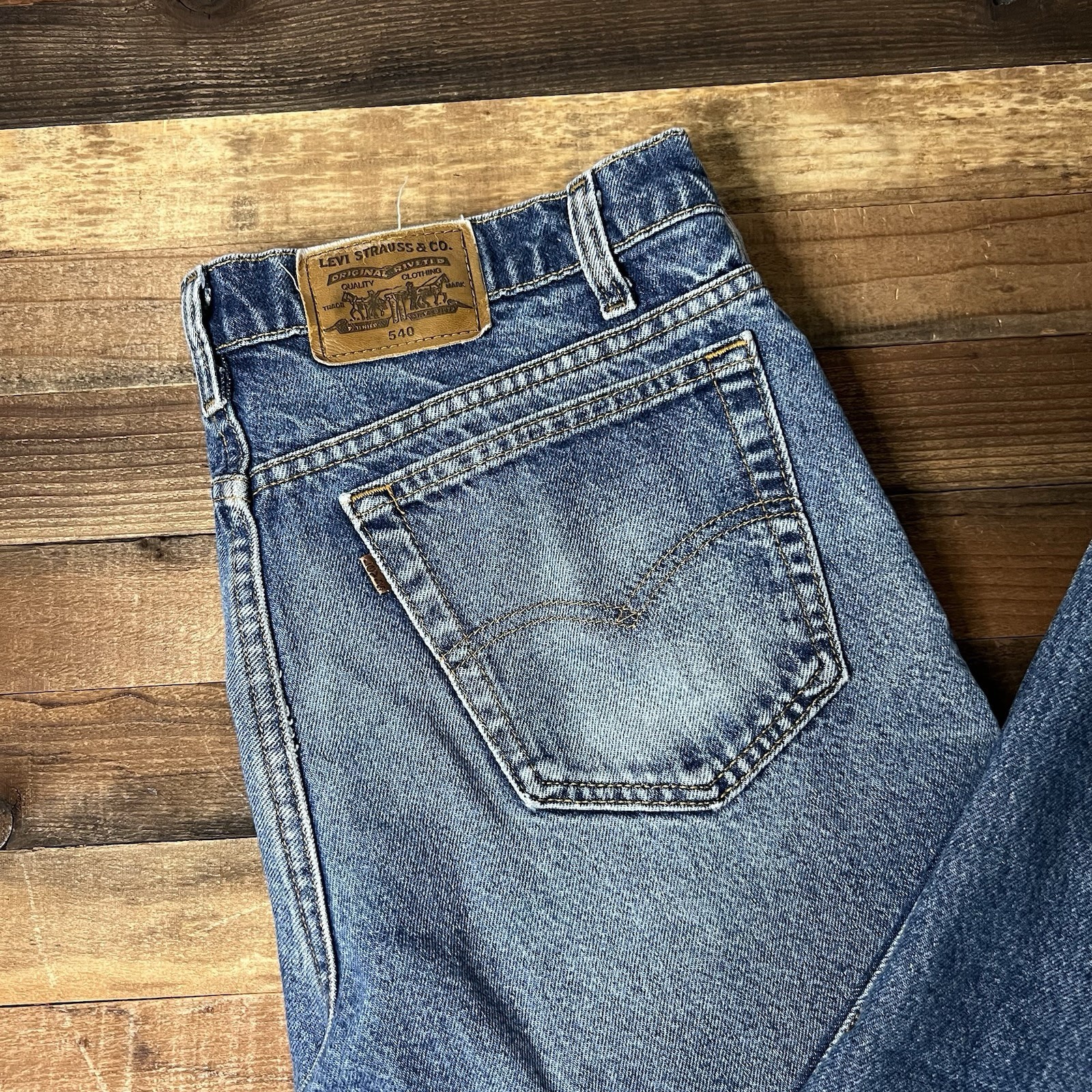 Vintage Levis 540 Relaxed Fit Light Wash Jeans Made in USA Blue 36×32
