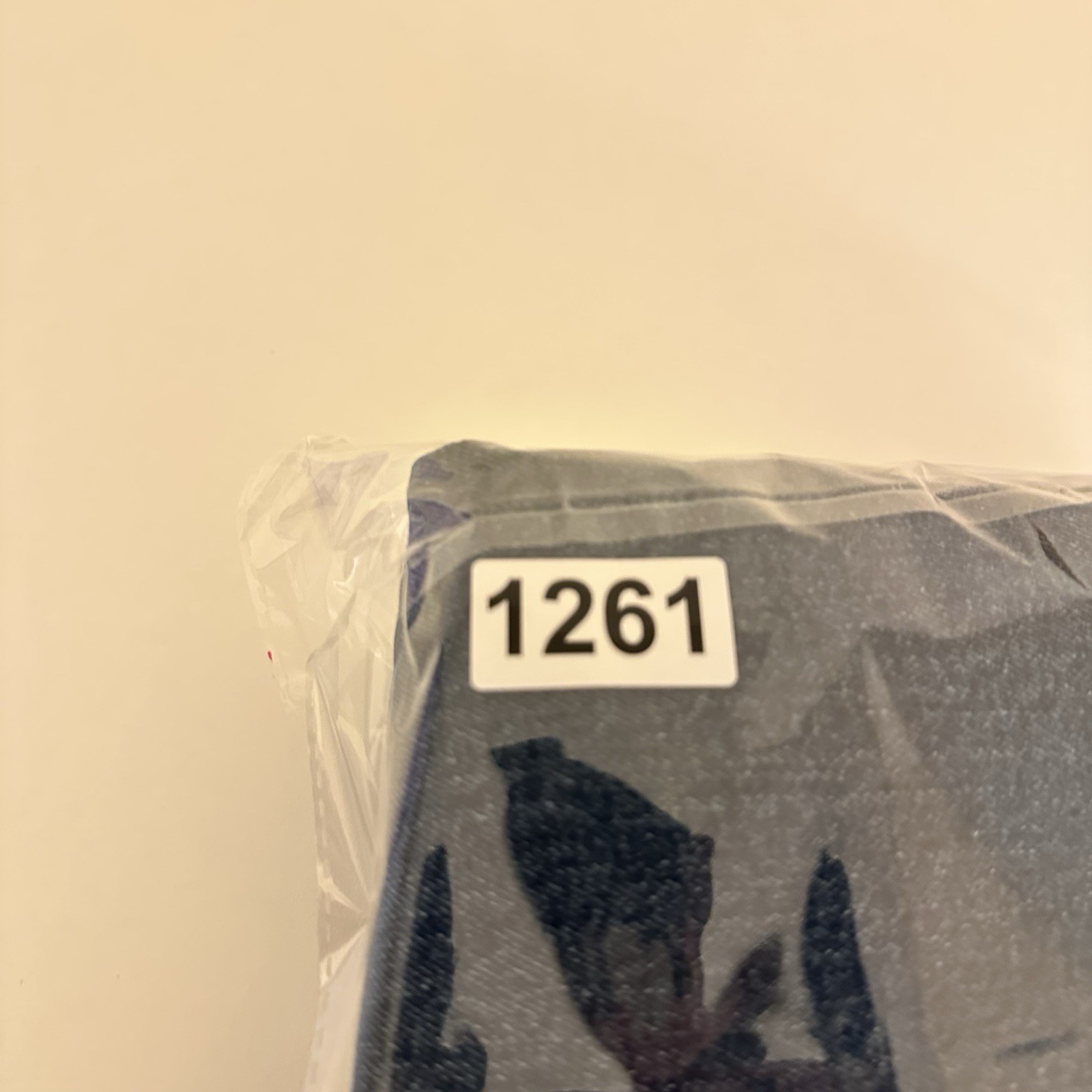 NWT LEVI’S 505 Regular Size 40 x 34 Medium Wash Room At Thigh Men Jeans MSRP $69