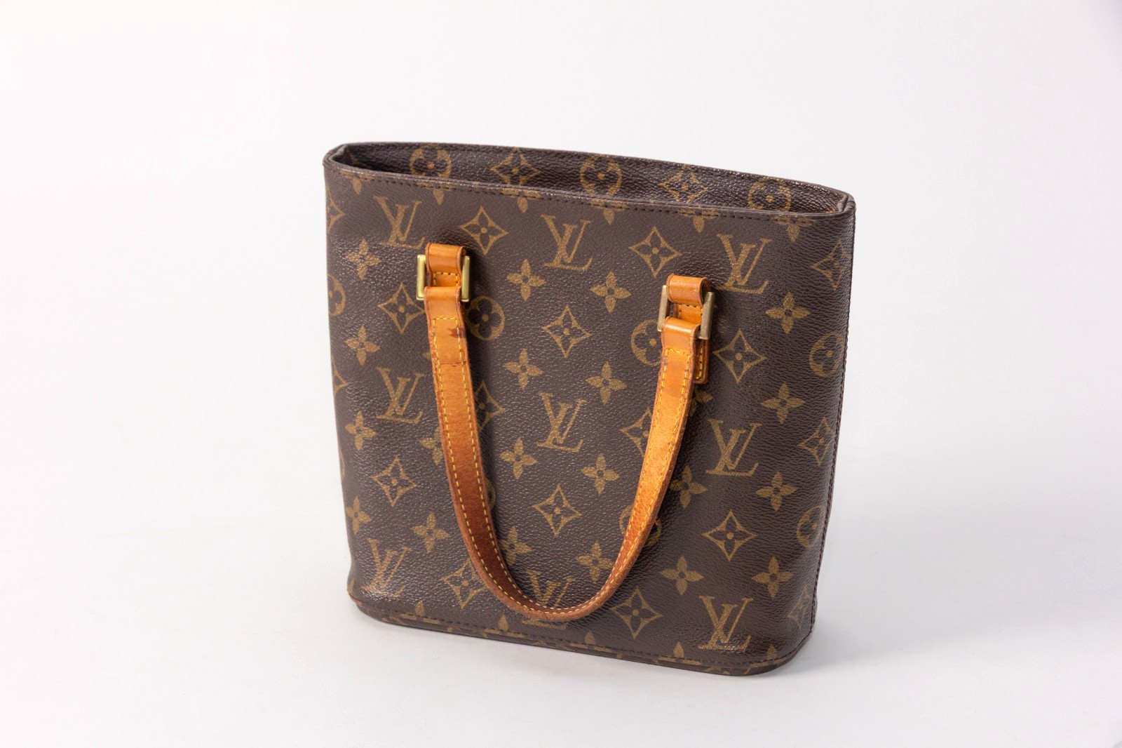 LOUIS VUITTON Vavin PM monogram PVC Leather M51172 USD 【Condition Rating B】