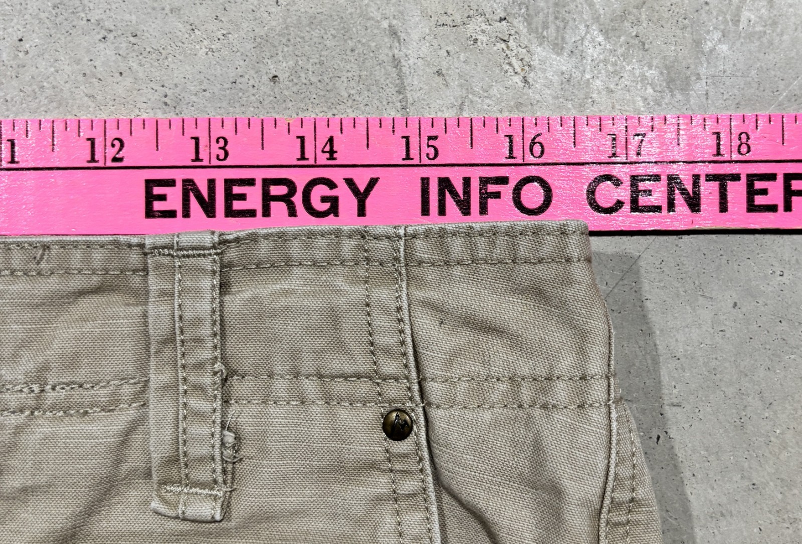 Marmot Straight Leg Reinforced Knee Reguar Fit Jeans Hiking Mens 32×32 1/2 Beige
