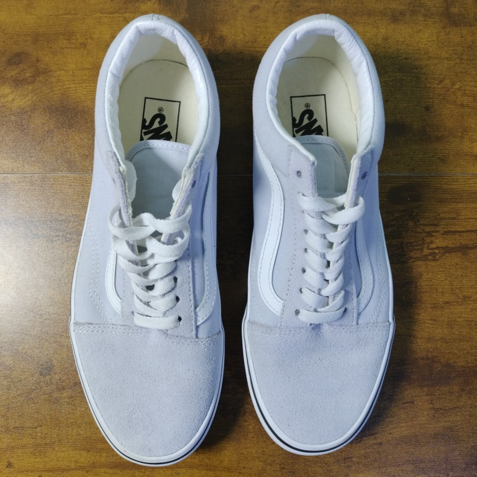 Old Skool Light Gray And White Suede/Canvas Vans Sneaker Size US 9.5 – Unisex