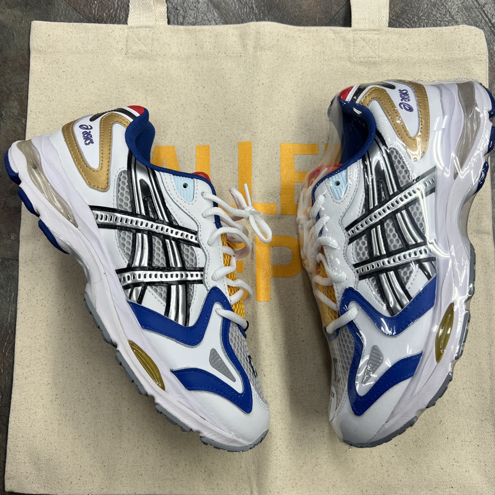 ASICS Gallery Dept. X Gel K1011 Mental Energy Painted, Size 8