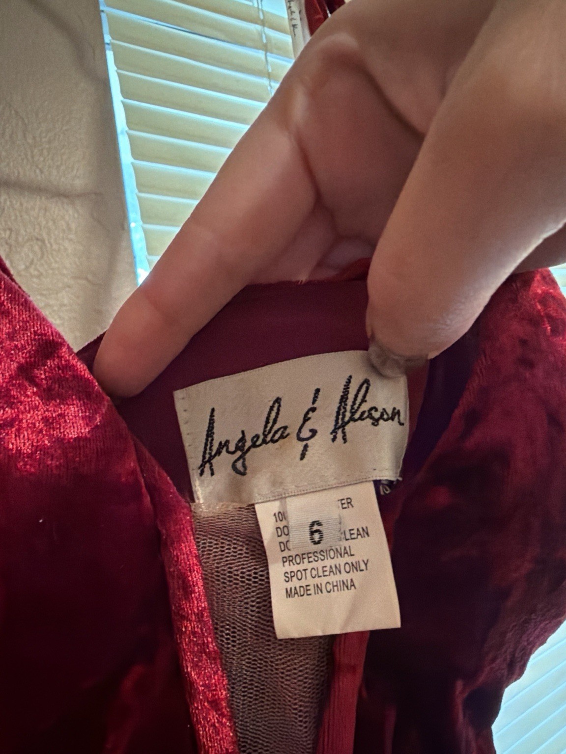 Angela & Alison Red Crushed Velvet Formal Prom Dress Size 6 Evening Gown