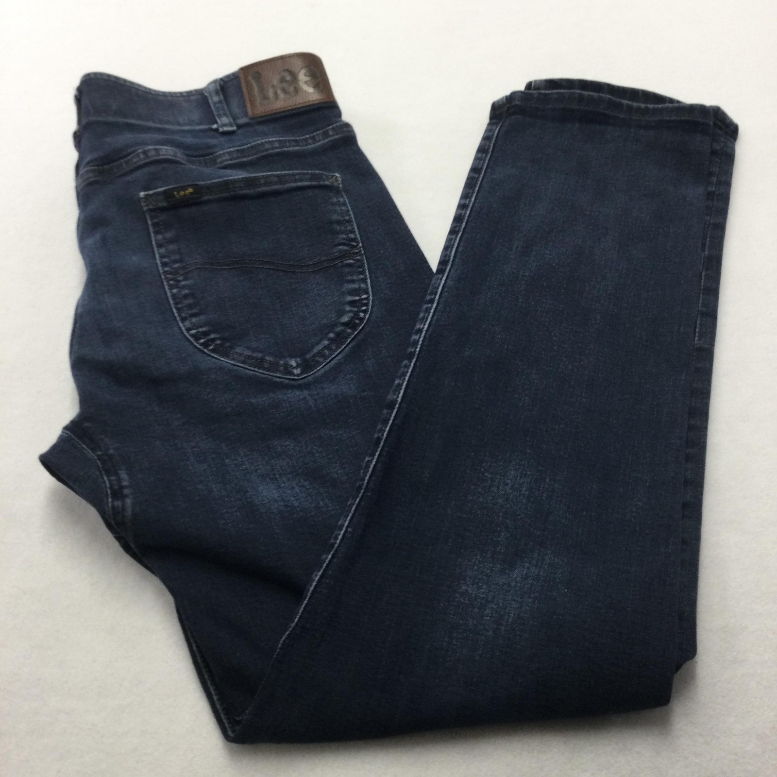 Lee Extreme Motion Jeans Mens 34×32 Blue Dark Wash Straight Leg Denim Stretch