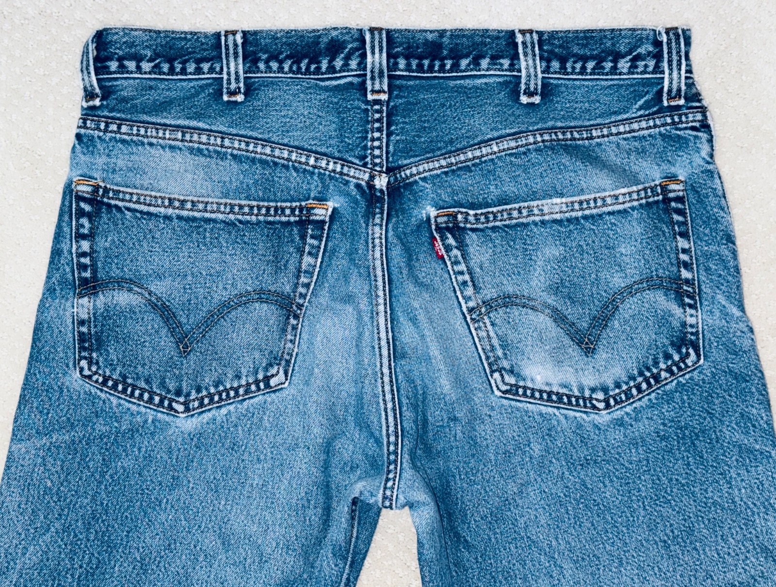 Men’s Distressed Levi Jeans 505 Regular Fit 36 Waist – 34 Inseam