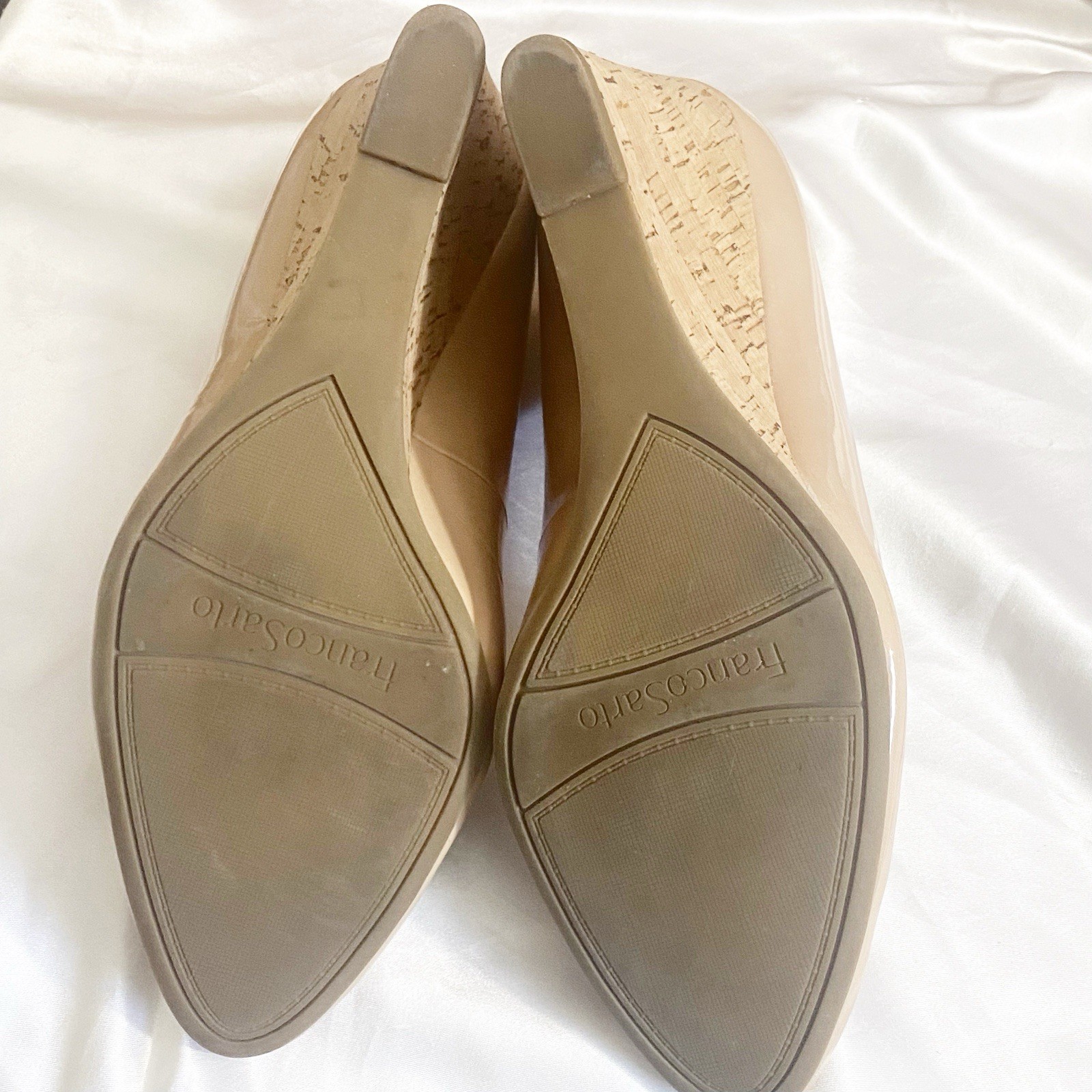Franco Sarto man made materials 4” wedge tan pump 10M