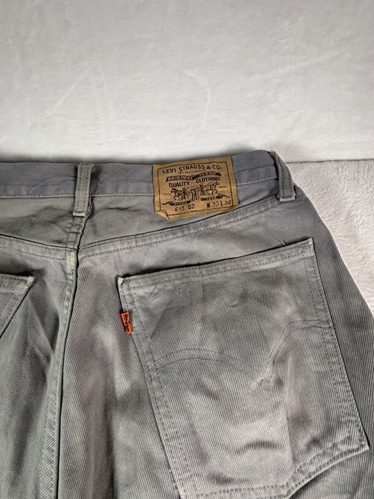 VINTAGE Levi’s 615 02 Men’s Jeans Size 33×32 Regular Straight Fit Orange Tab