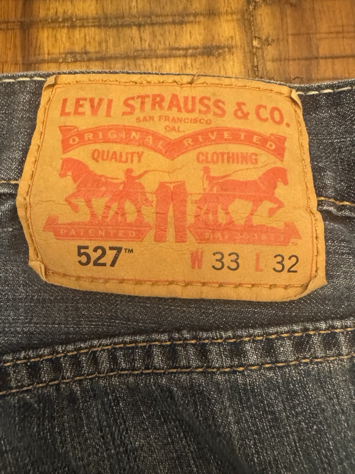 Levi’s Men’s 527 Bootcut 33×32 Dark Wash Distressed Denim Jeans