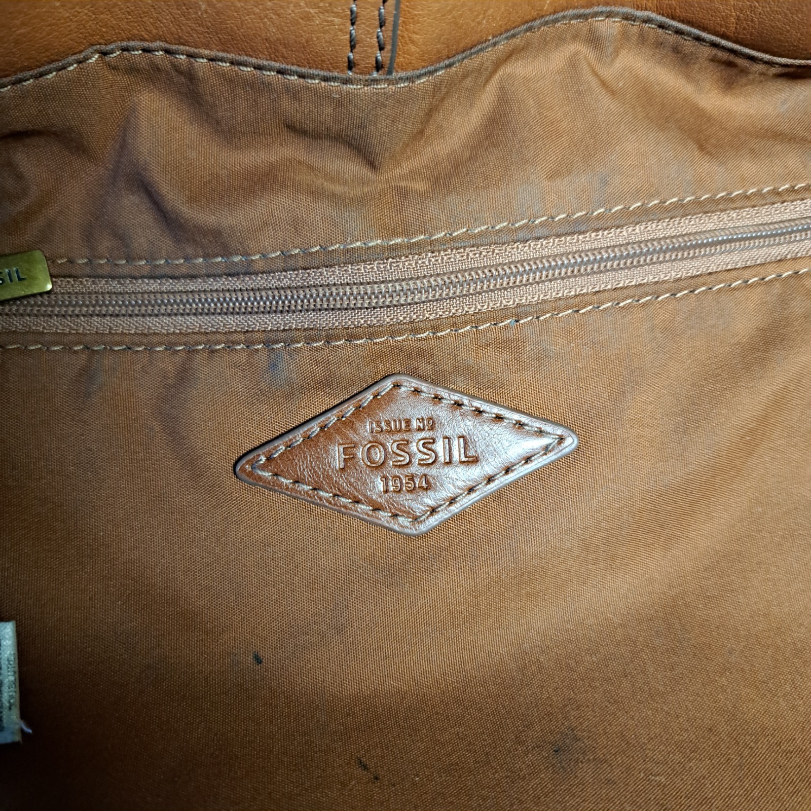 Fossil Rayna Drawstring Crossbody Brown Leather SHB2824210 Preowned