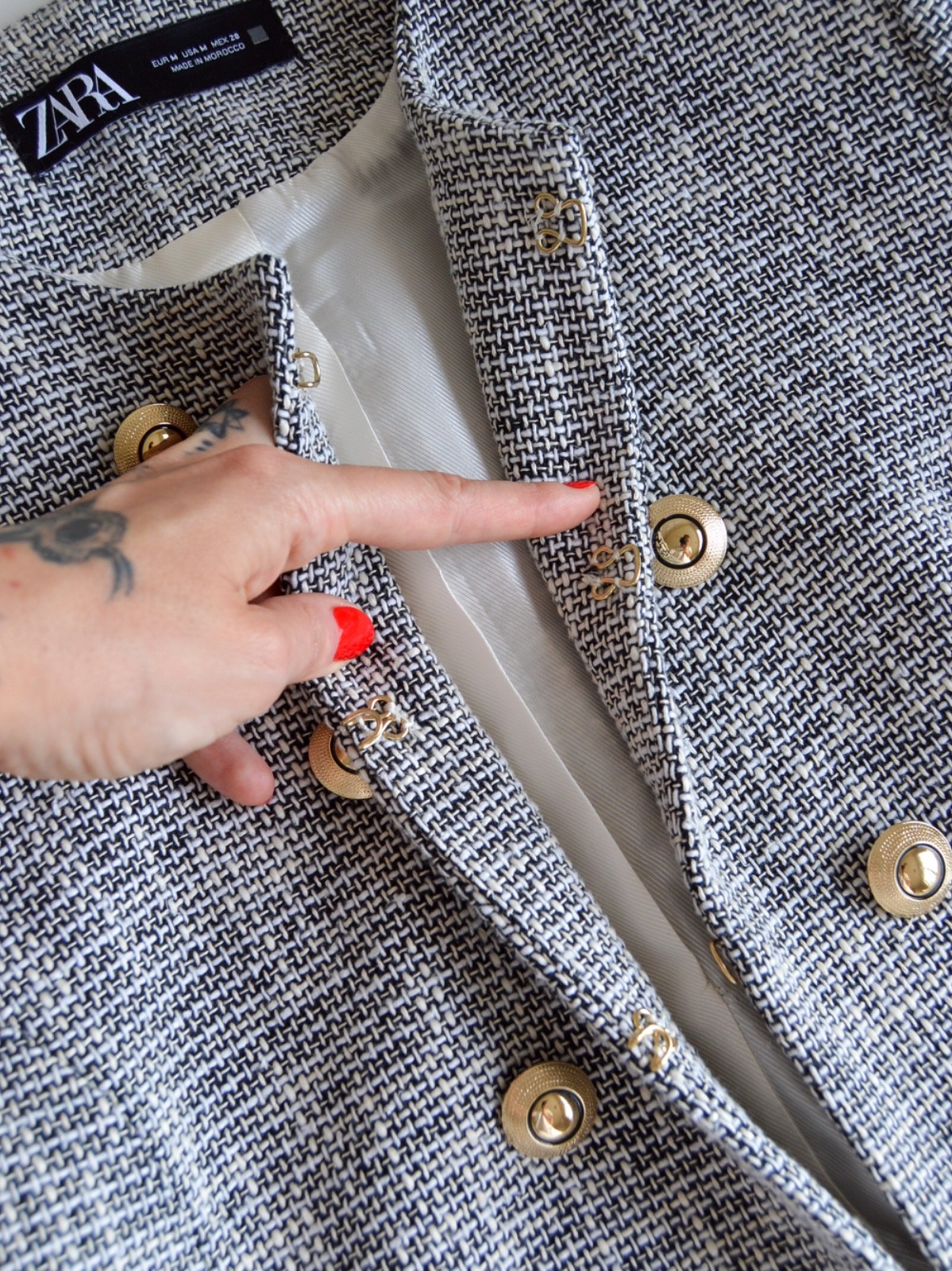 Zara Tweed Collarless Jacket Black White Double Breasted Gold Buttons Size M