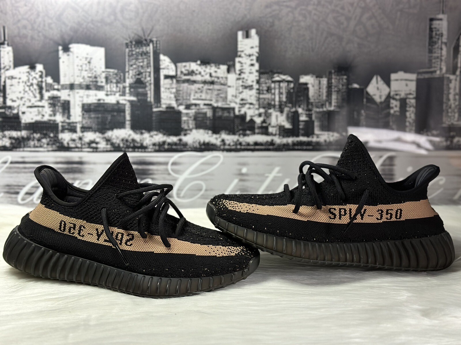 Size 8 adidas Yeezy Boost 350 V2 Copper 2016 BY1605