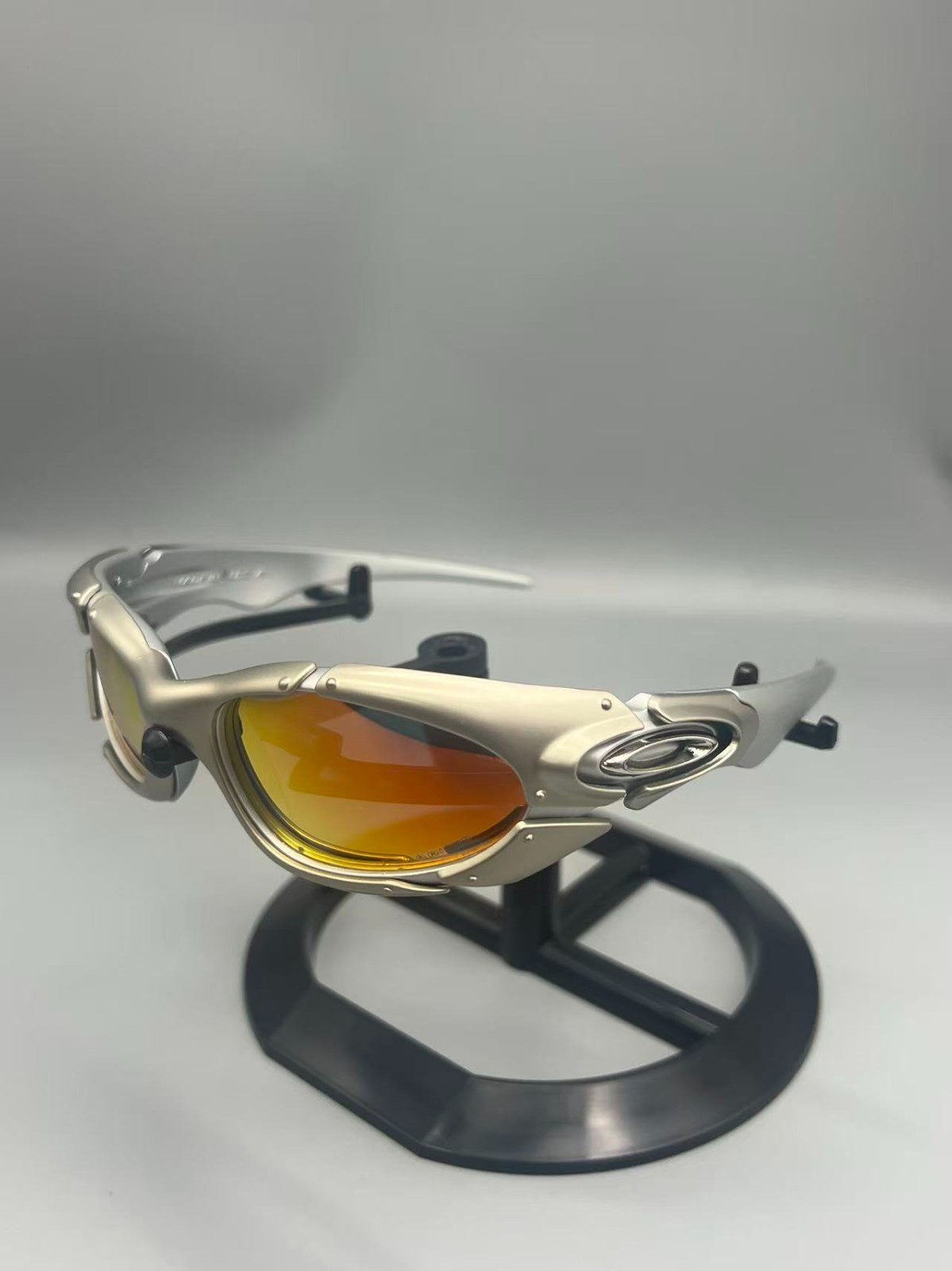 Retro Oakley Plate Silver Frame Orange Lens Y2K Futuristic Shades